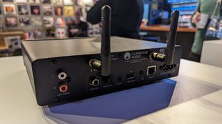 Network streamer: Cambridge Audio MXN10 / Cambridge Audio AXN10