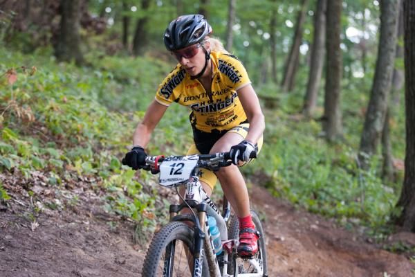 Abby Strigel (Honey Stinger Bontrager Pat&rsquo;s) gaps the women&rsquo;s field