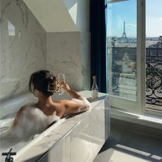 @mobinapeiman in the bath