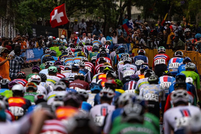 Riders during the elite men&#039;s race at the 2025 Road World Championships