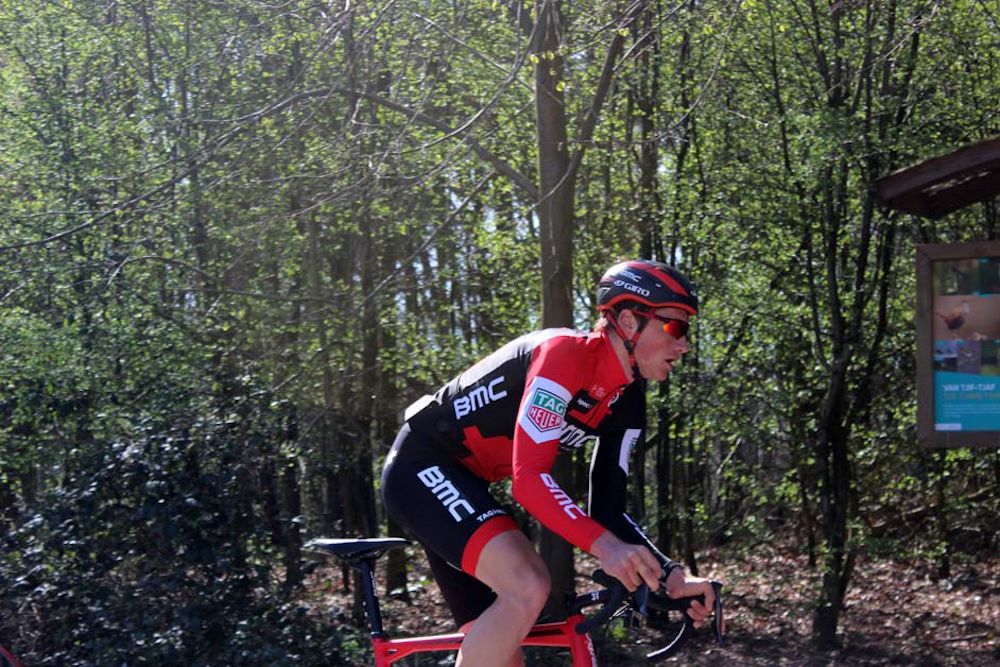 Stefan Kung is the first to the top