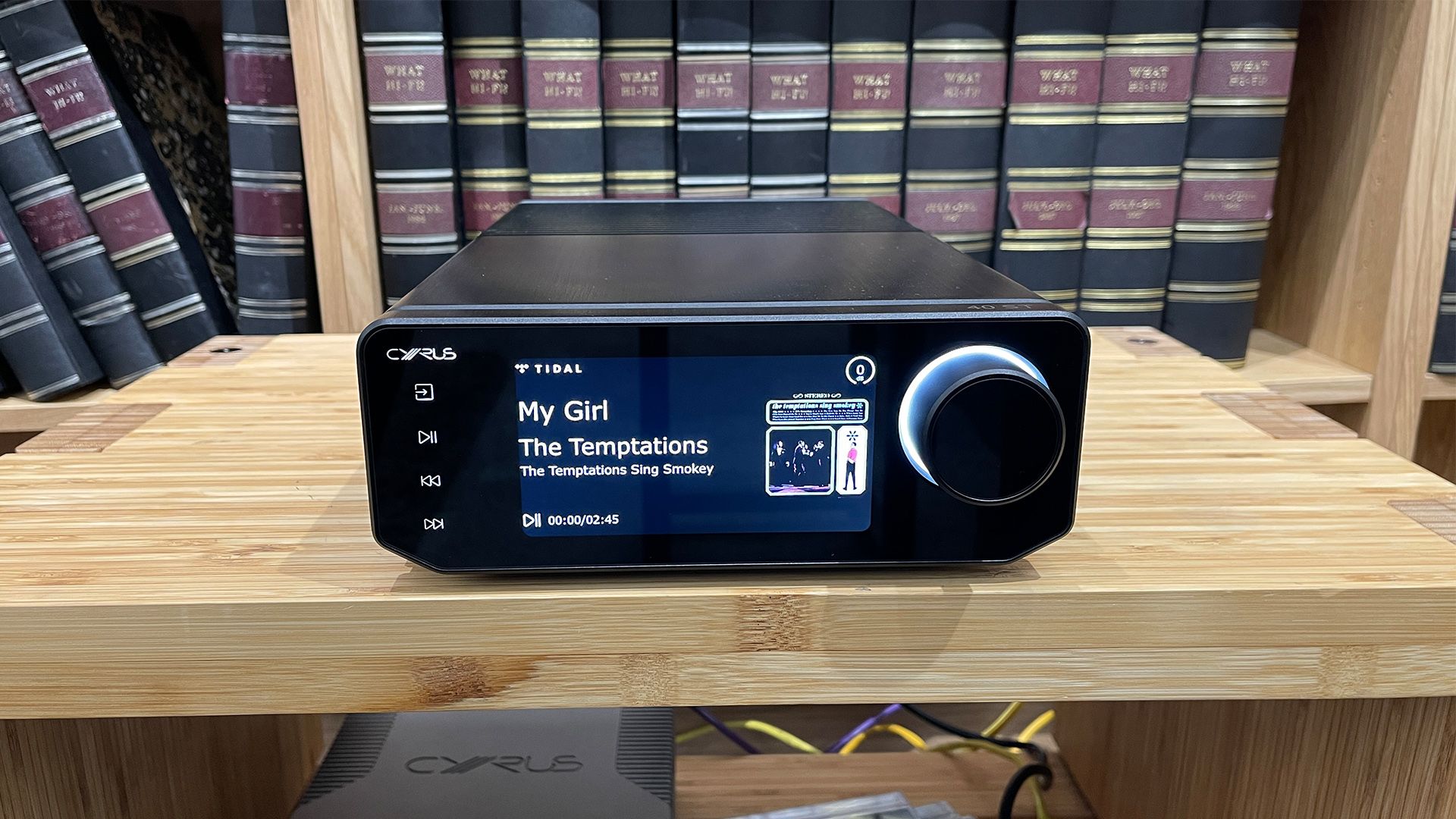 Bütçeniz varsa, 2.649 £ değerindeki bu Cyrus 40 ST müzik aktarıcıyı mutlaka satın alın