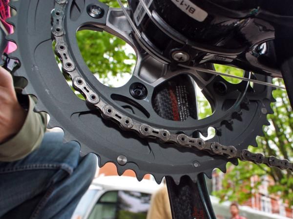 SRAM European road sponsorship manager Jason Phillips says the new BlackBox rings being used by Astana have been reinforced to minimize flex.