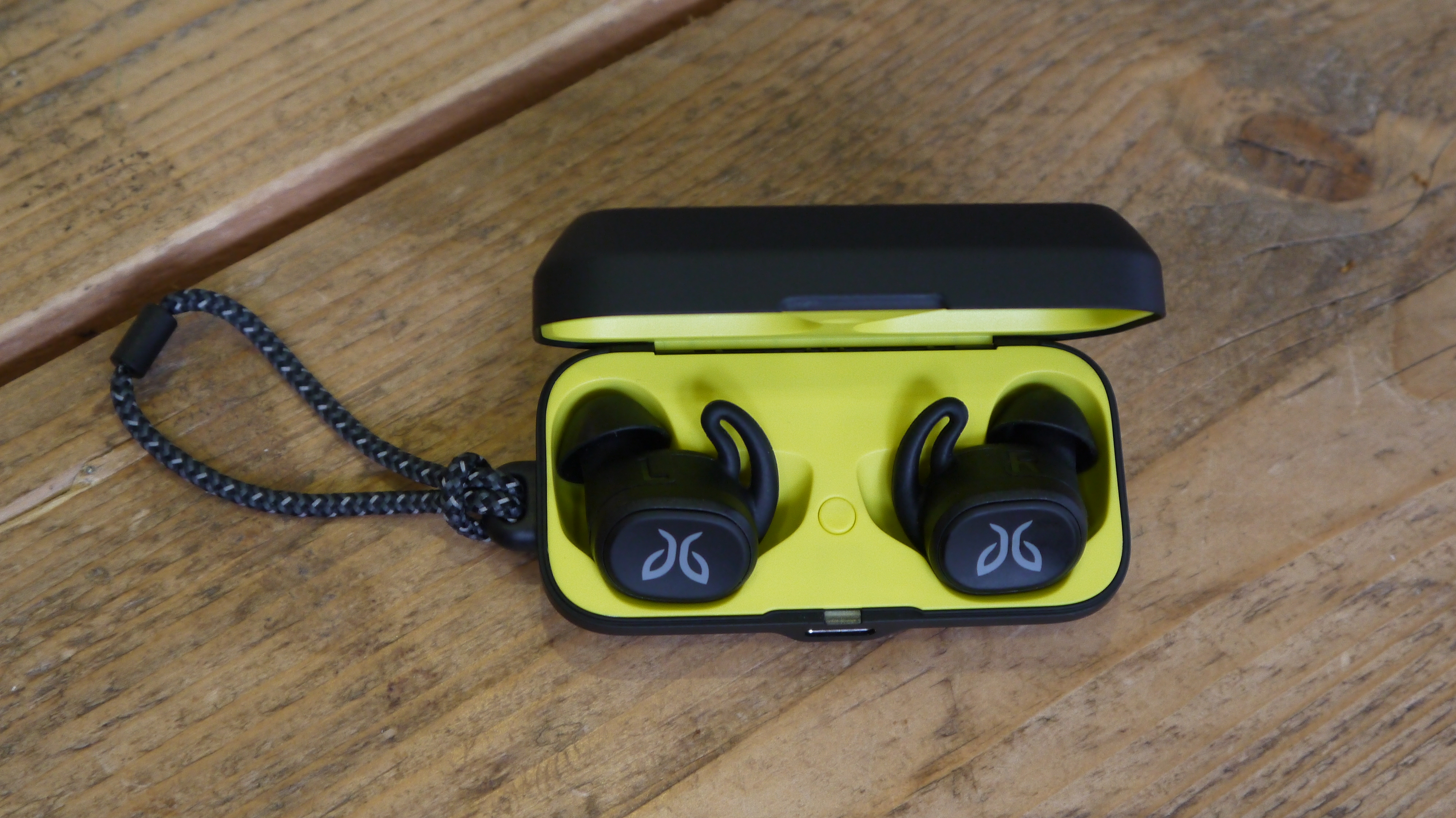 Jaybird Vista True Wireless Bluetooth Earbuds & Charging Case