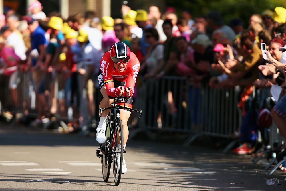 Pim Lighthart (Lotto Soudal) in action on stage 1 of the 2016 Giro