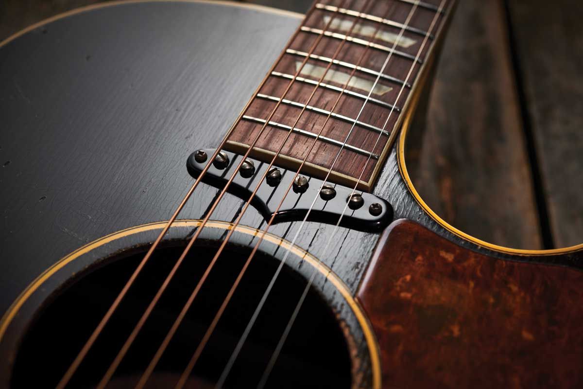 Gibson CF-100E