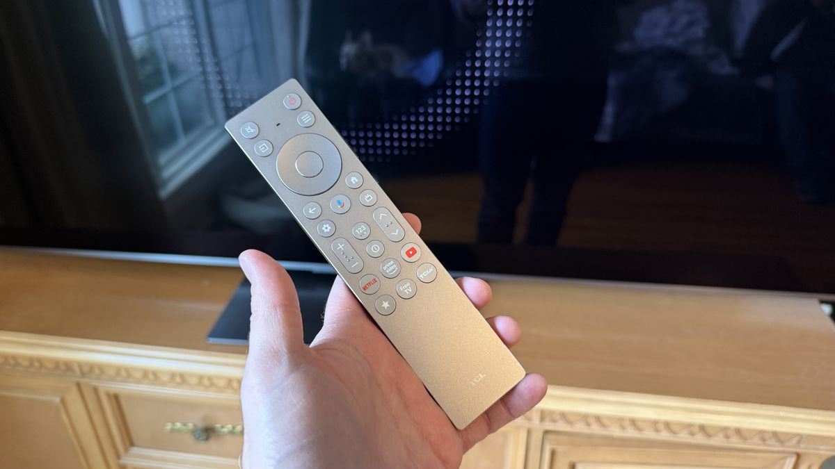 TCL QM8L remote