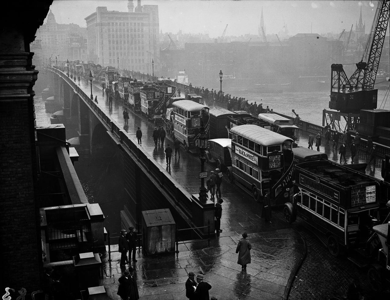 London in the 1920s evokes the words of The Waste LAnd. (Photo by Fox Photos/Getty Images)