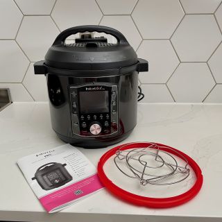 Everything included with the Instant Pot Pro