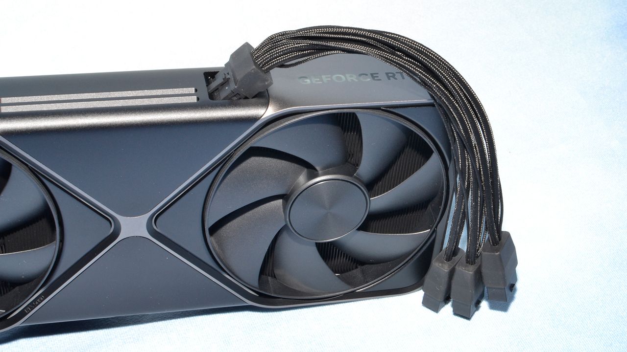 Nvidia GeForce RTX 5080 Founders Edition card photos and unboxing