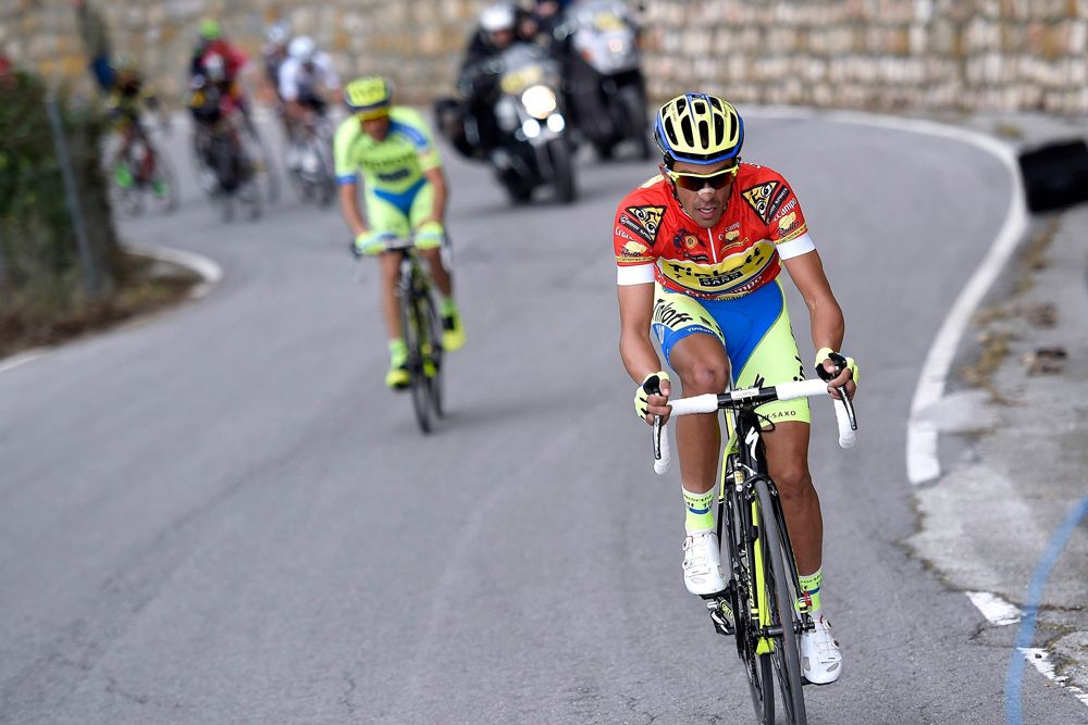 Alberto Contador (Tinkoff Saxo) leaves his rivals behind