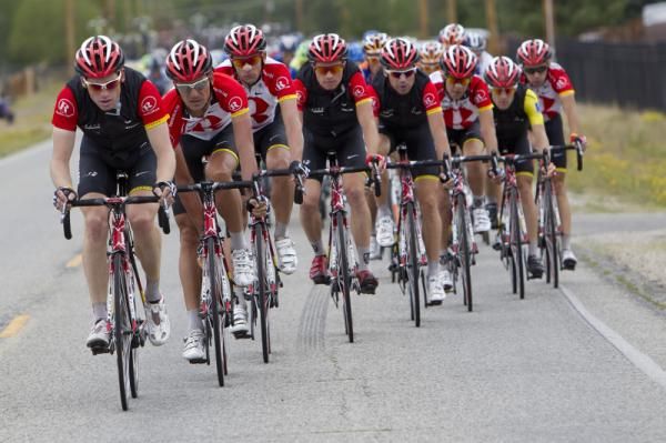 RadioShack on the front of the peloton heading to Aspen