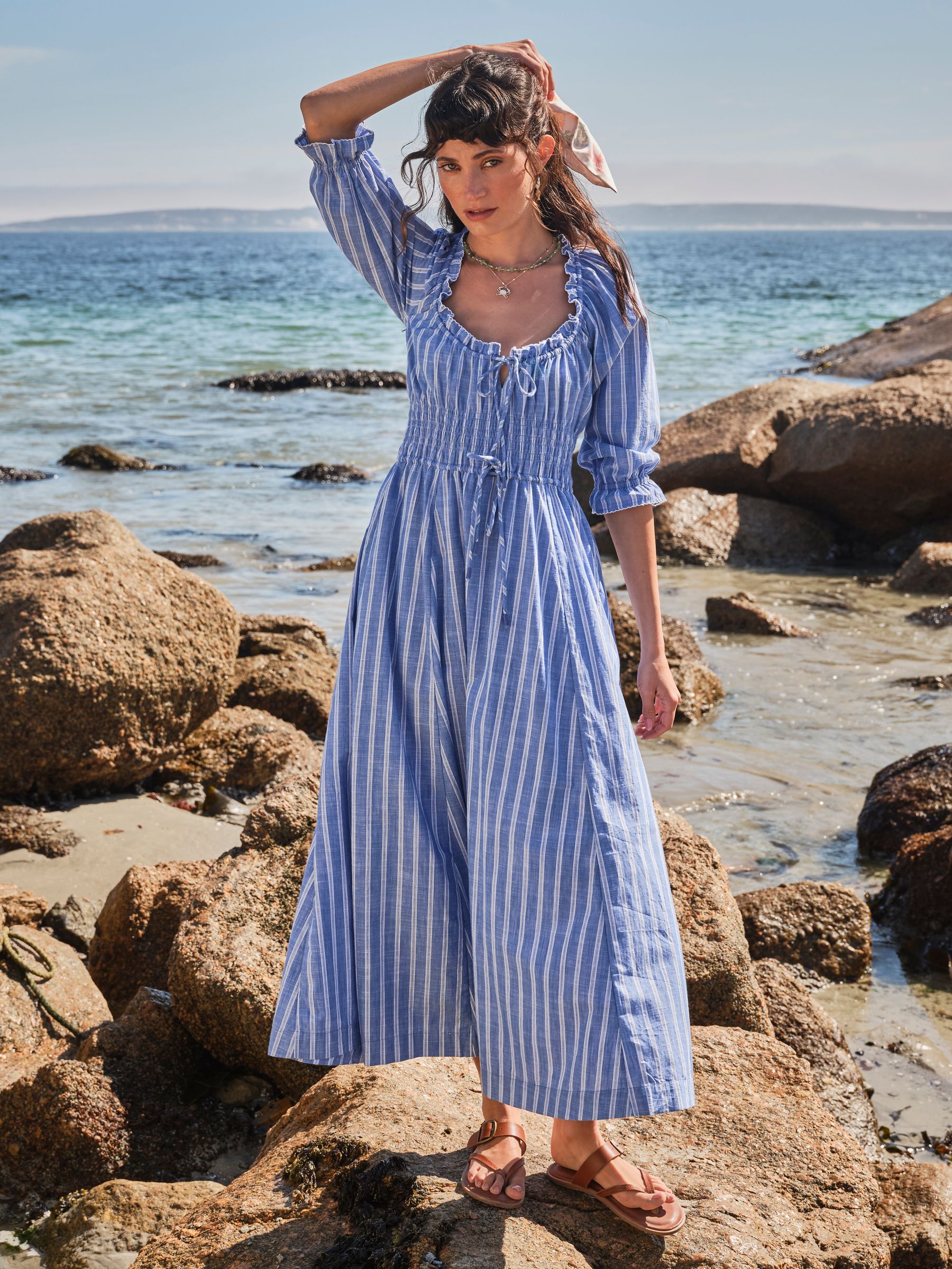 Regular Dress in Blue - Size 6 S