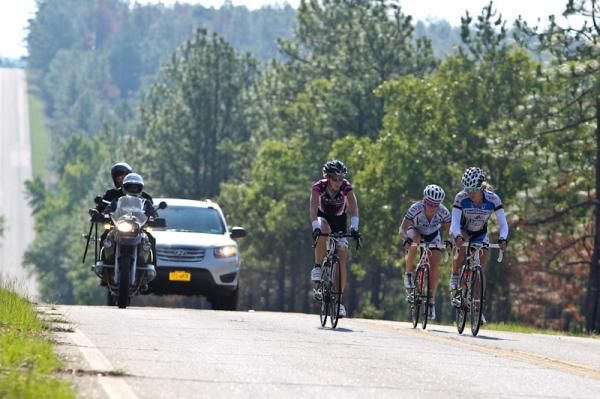 The first break of the day in the women's race.