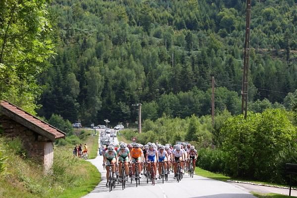 The bunch heads into the Vosges countryside