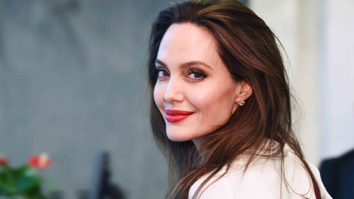 Angelina Jolie Hints That She Could Run for President in 2020