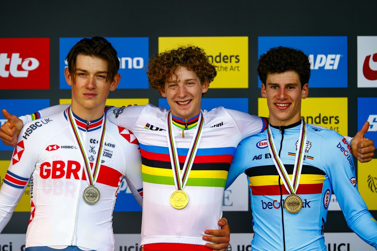 2021 UCI Road World Championships Flanders Men Junior Time Trial - Knokke Heist - Bruges 23,3 km - 21/09/2021 - Joshua Tarling (GBR) - Gustav Wang (DEN) - Alec Segaert (BEL) - photo Luca Bettini/BettiniPhoto&Acirc;&copy;2021