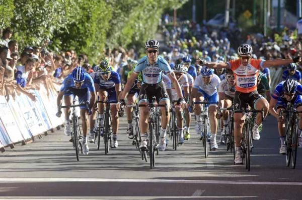 Francesco Chicchi and Tom Boonen go 1-2 (Omega Pharma - Quick Step)