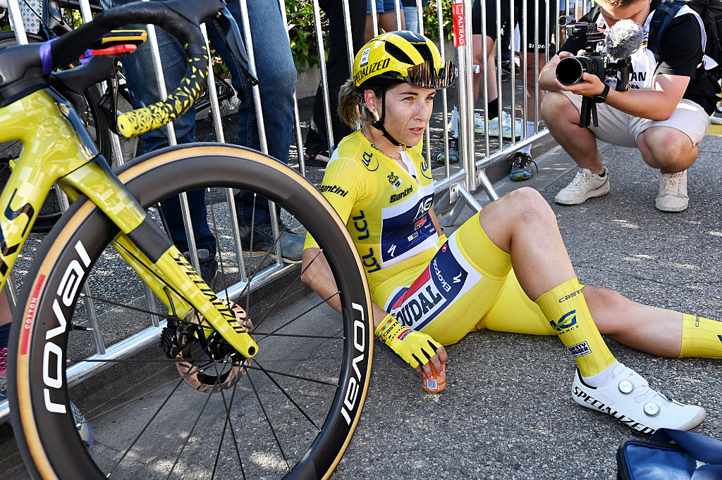 'My body just completely shut off' – Kim Le Court-Pienaar's yellow-saving down hill fight back at Tour de France Femmes