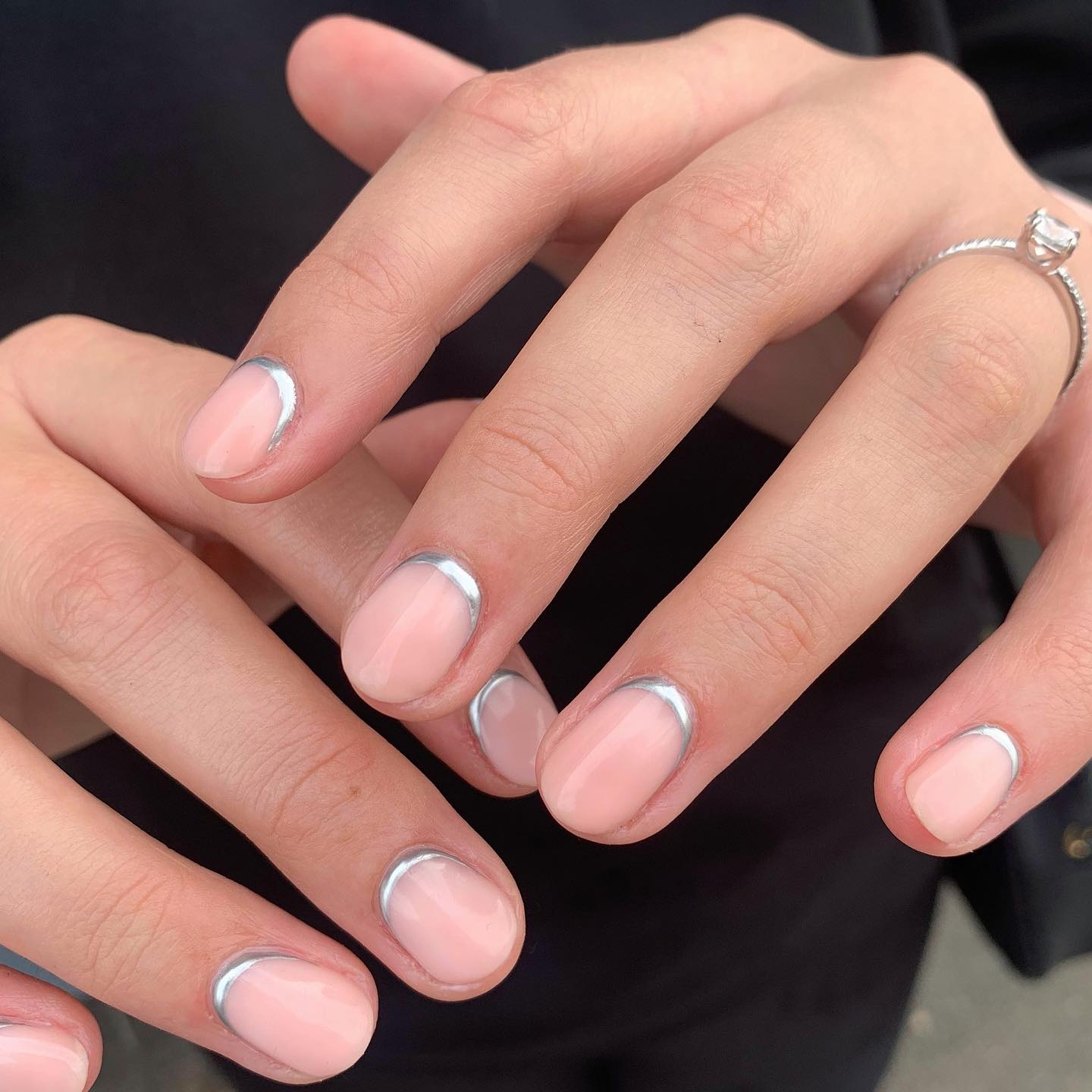 minimalistic nail art