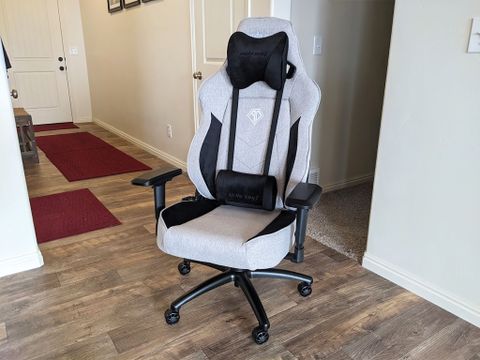 Andaseat T Compact In Hallway