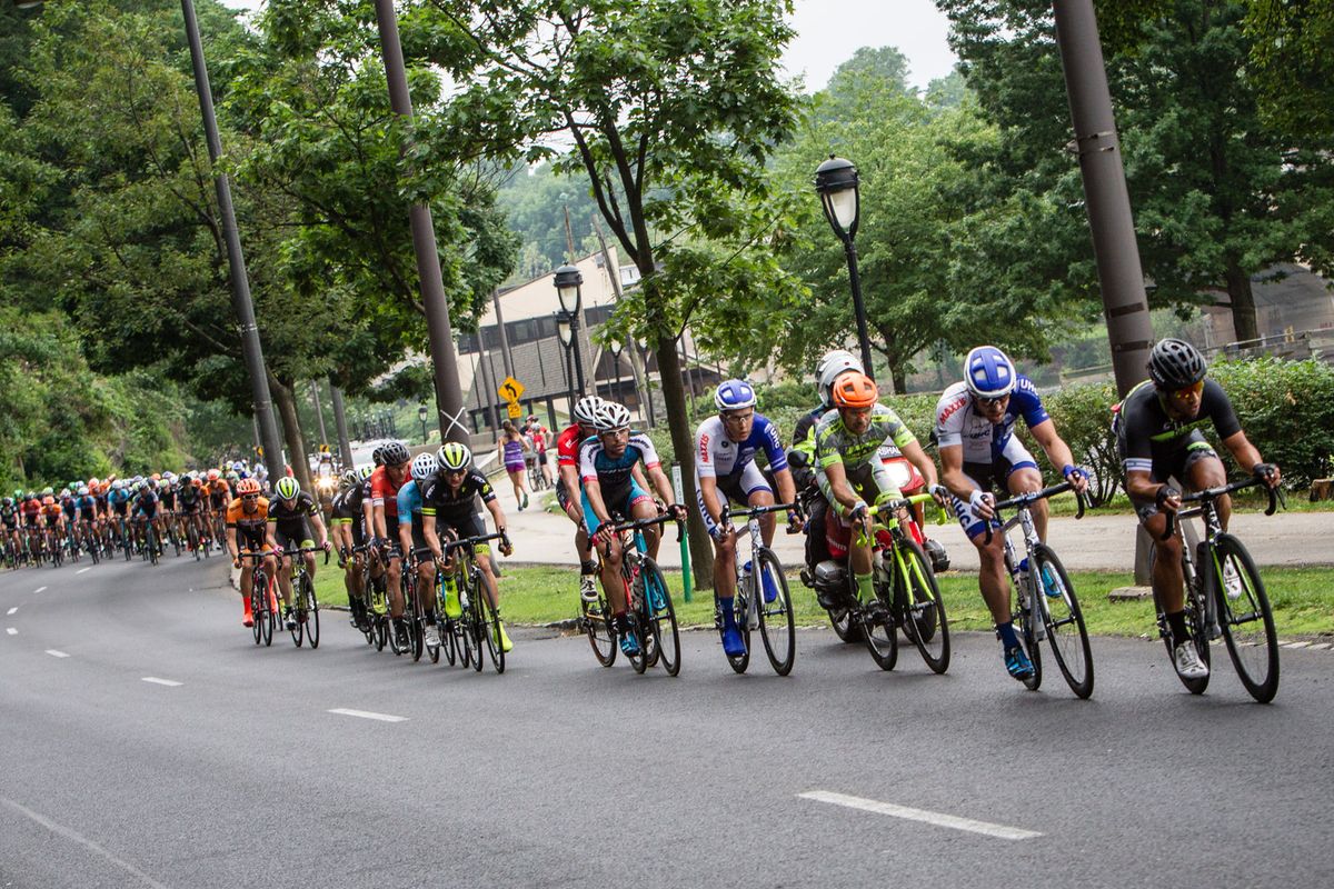 A split in the peloton gets a gap on the field