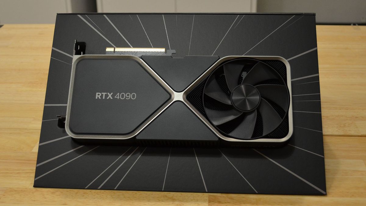 説明: Nvidia RTX 4090 . ケーブル溶融危機