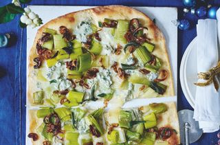 canape recipe_Leek and blue cheese pizza