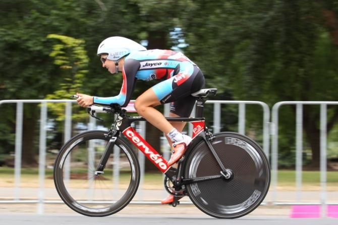 Grace Sulzberger (Jayco-AIS) begins her ride to silver