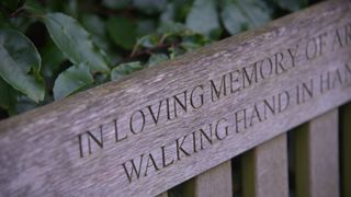 best ways to memorialize your pet — bench with engraving