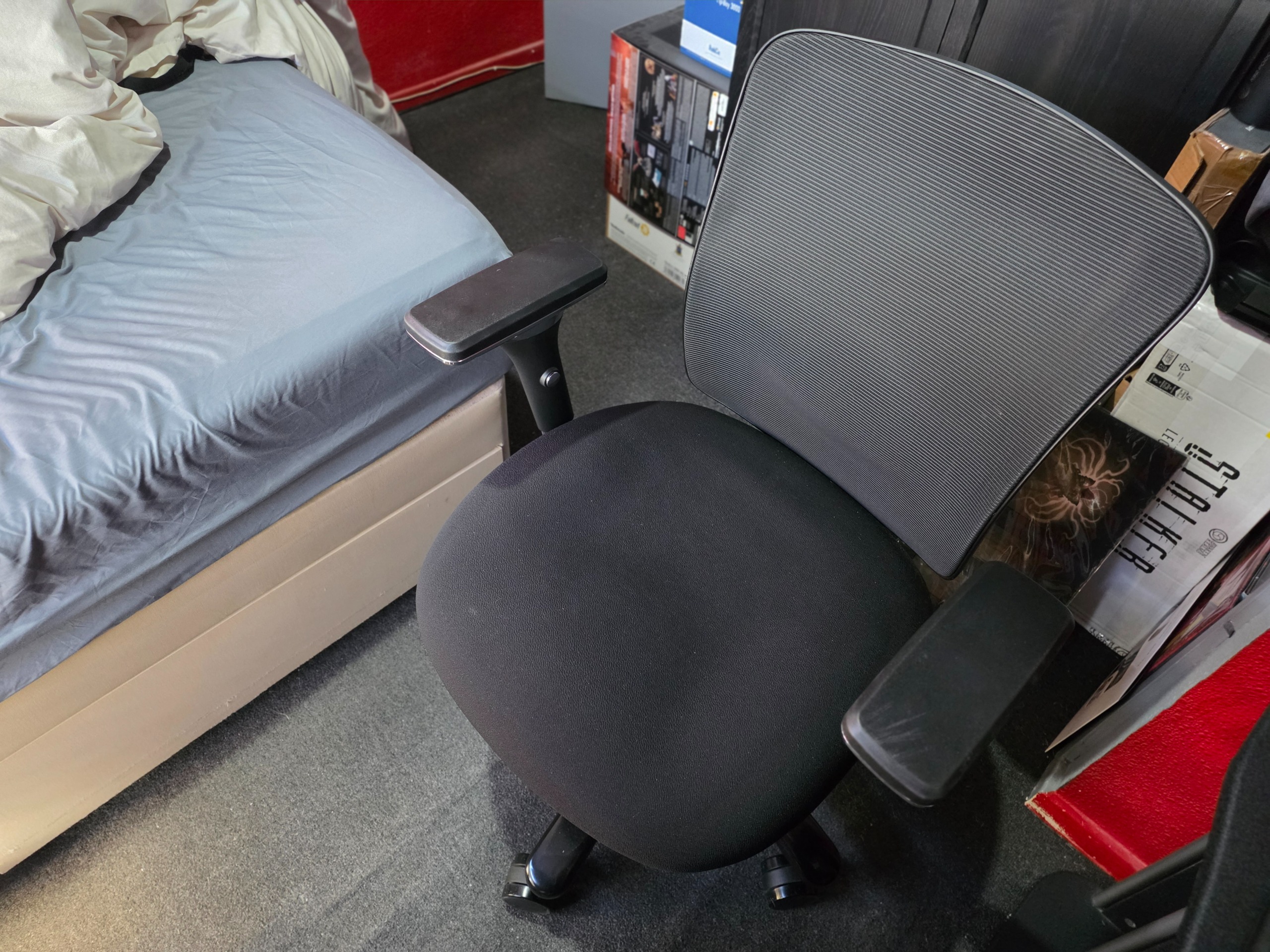 FlexiSpot C3 Ergonomic Chair