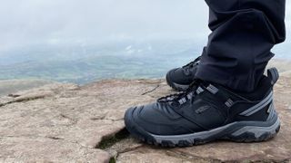 Can you rely on budget hiking boots: Keen Ridgeflex