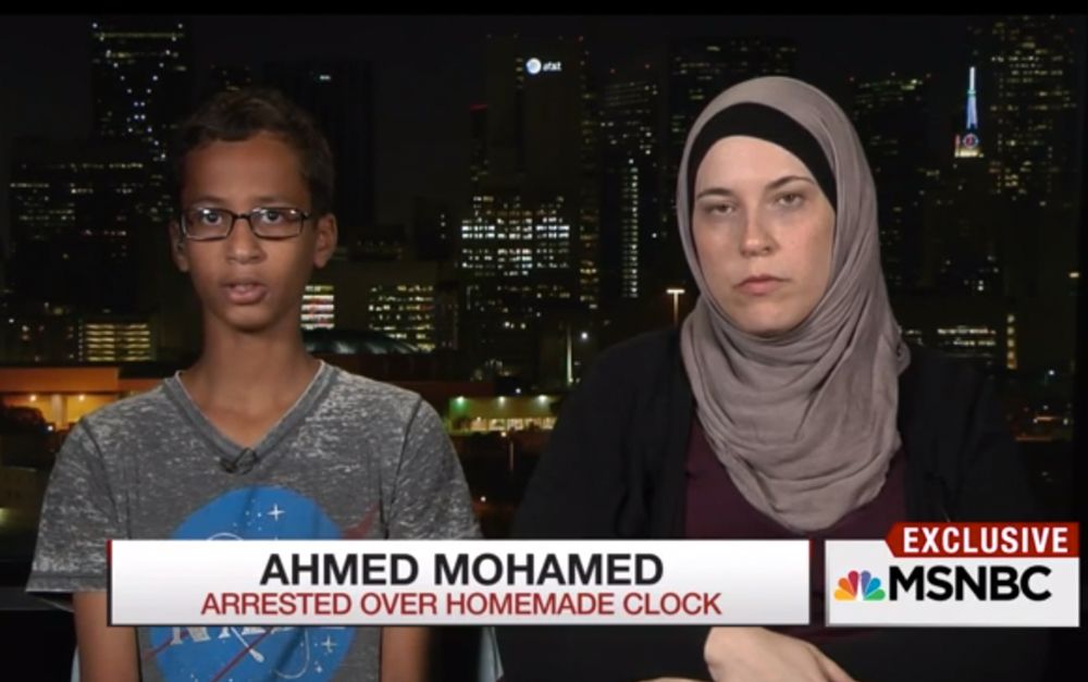 Ahmed Mohamed with mum