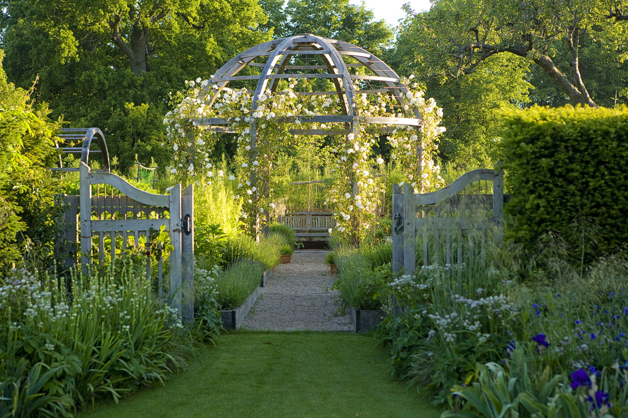 A Jane Brown Associates design