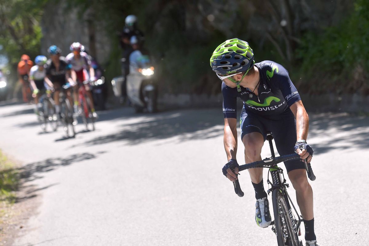 Giovanni Visconti (Movistar) attacks