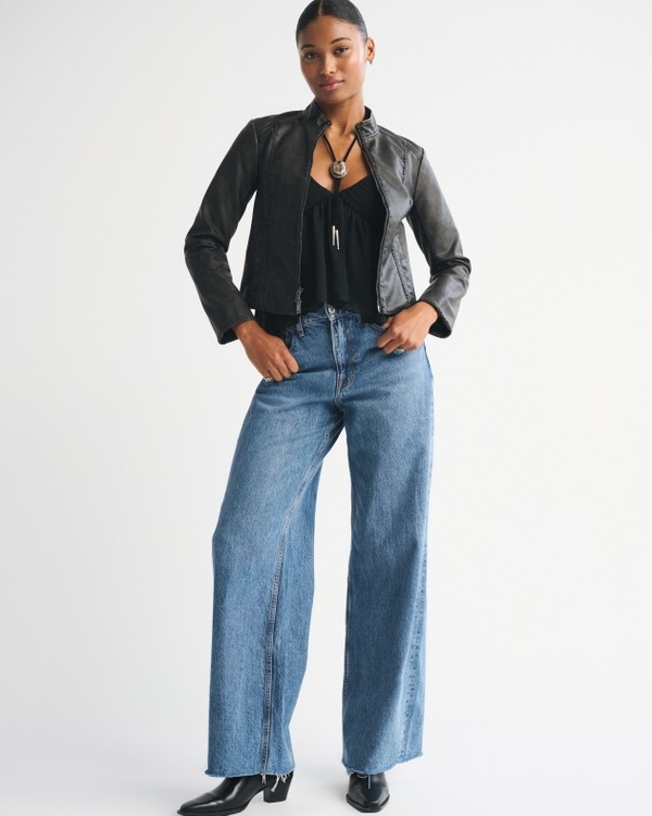 Curve Love High Rise Wide Leg Jean