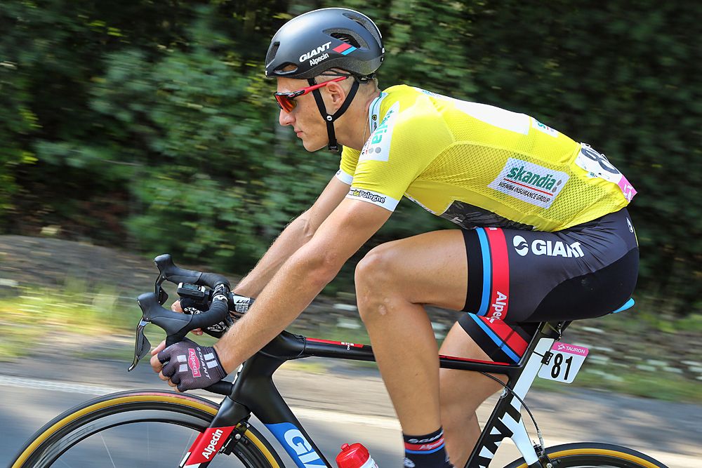 Marcel Kittel (Giant-Alpecin) is wearing the yellow leader's jersey
