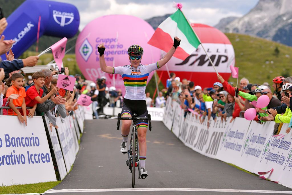 Anna van der Breggen (Boels Dolmans) wins the stage