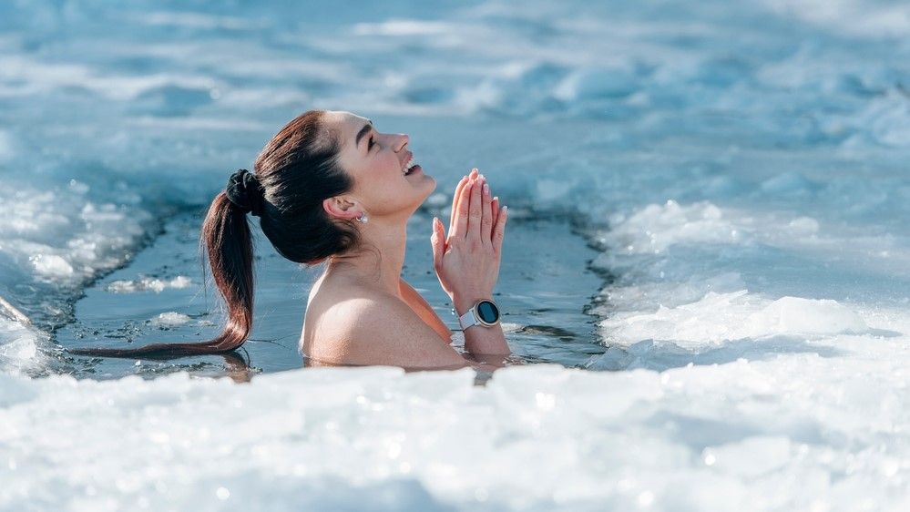 Why is Everyone Plunging in Ice Baths Right Now?