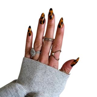 Tortoiseshell Nails