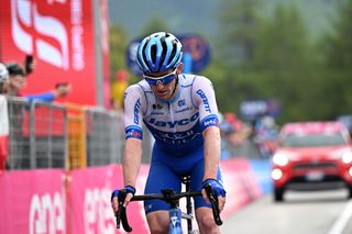 Eddie Dunbar fourth on stage 16 at the Giro d'Italia