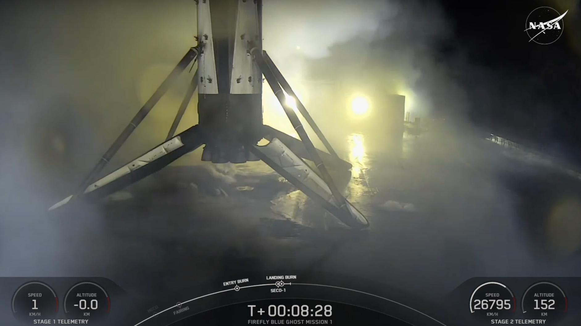 SpaceX launches 2 non-public lunar landers to the moon (pictures)