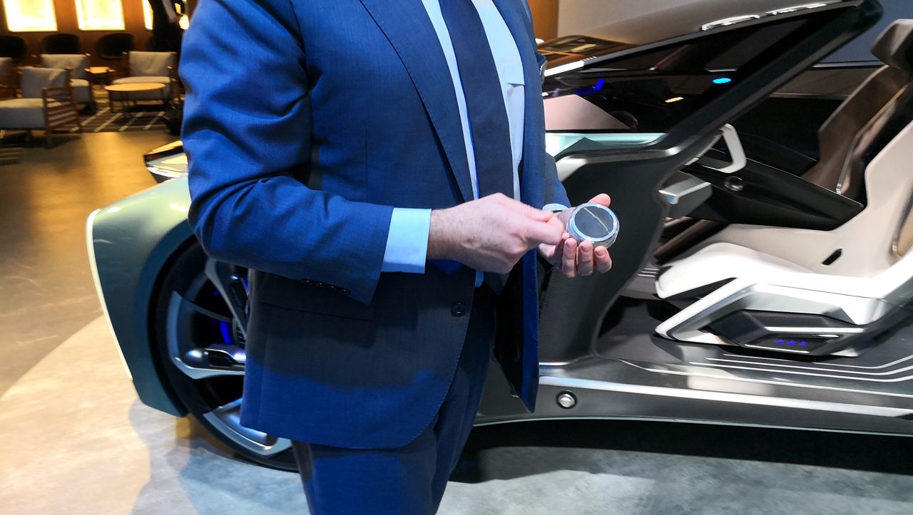 Lexus LF-30