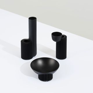 Black tubes & bowl