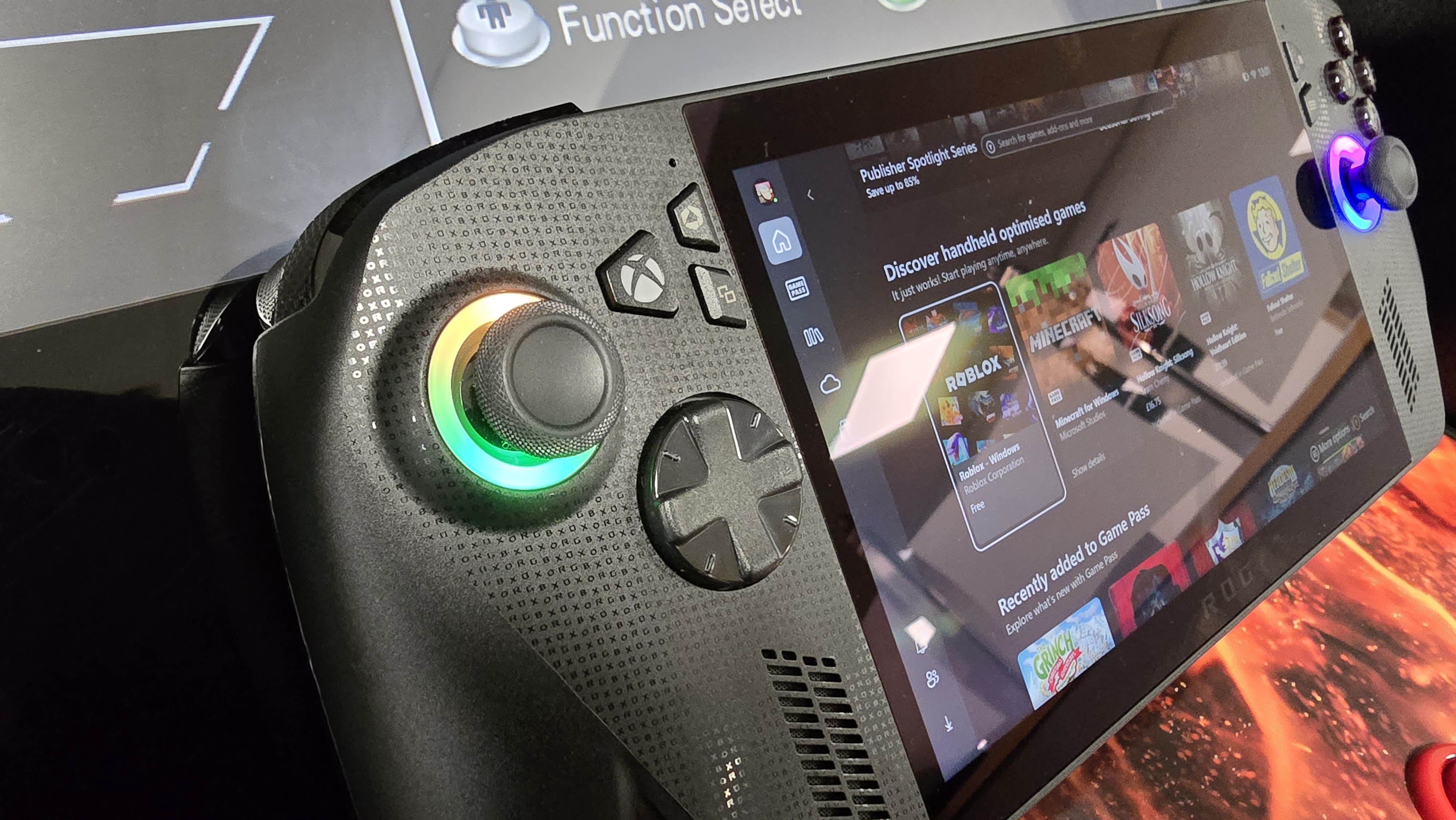 Photos of the Asus Xbox ROG Ally X