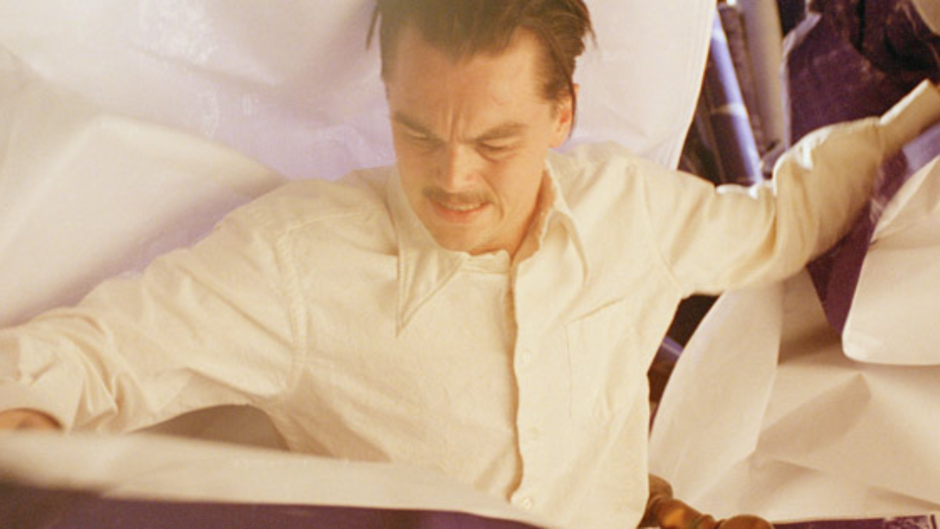 Leonardo DiCaprio in The Aviator