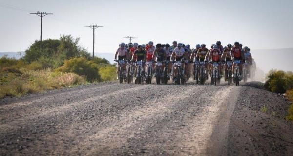 The early lead group