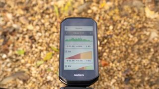 Climbing feature displayed on the vivid colour screen of the Garmin Edge 1050