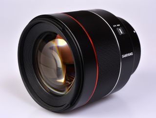 Samyang AF 85mm f/1.4 RF lens