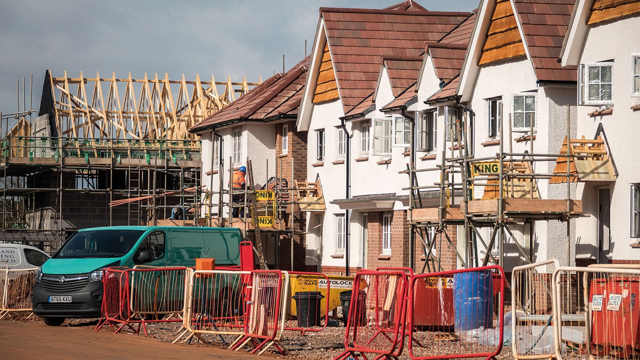 Houses under construction © Matt Cardy/Getty Images